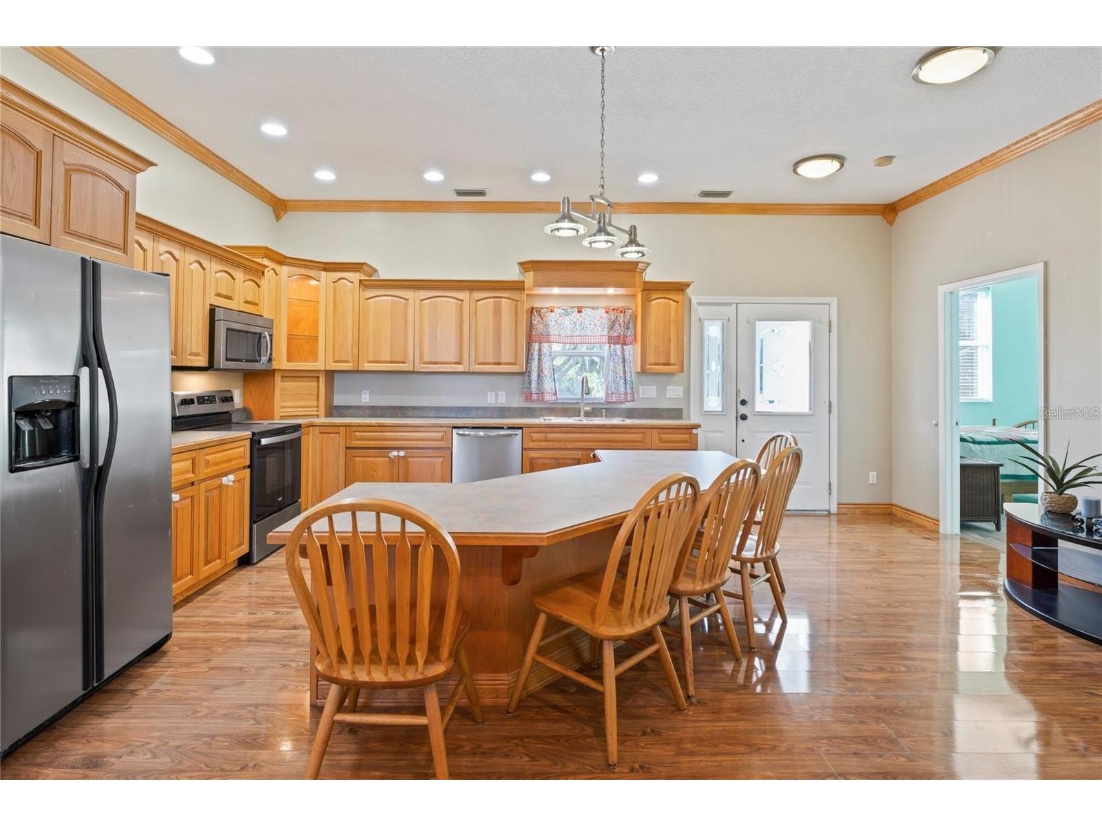 6131 Central Avenue New Port Richey FL 34653 W7882770 image11