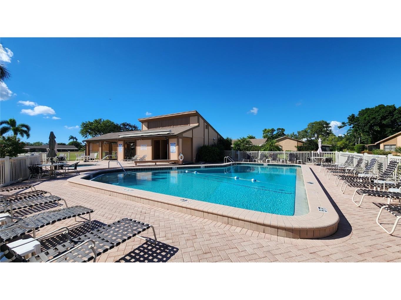 6132 29th Avenue W Bradenton FL 34209 A4656905 image24