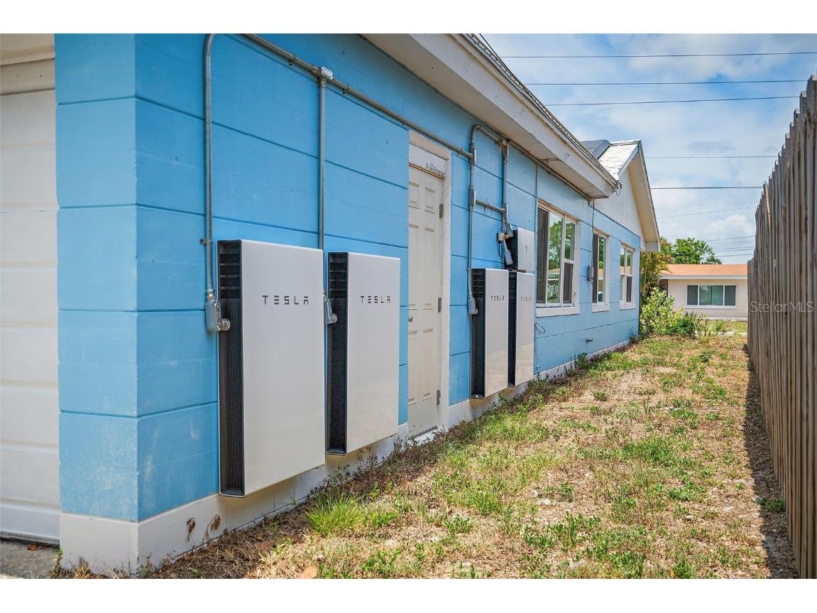 6132 7th Avenue S Gulfport FL 33707 TB8391191 image25