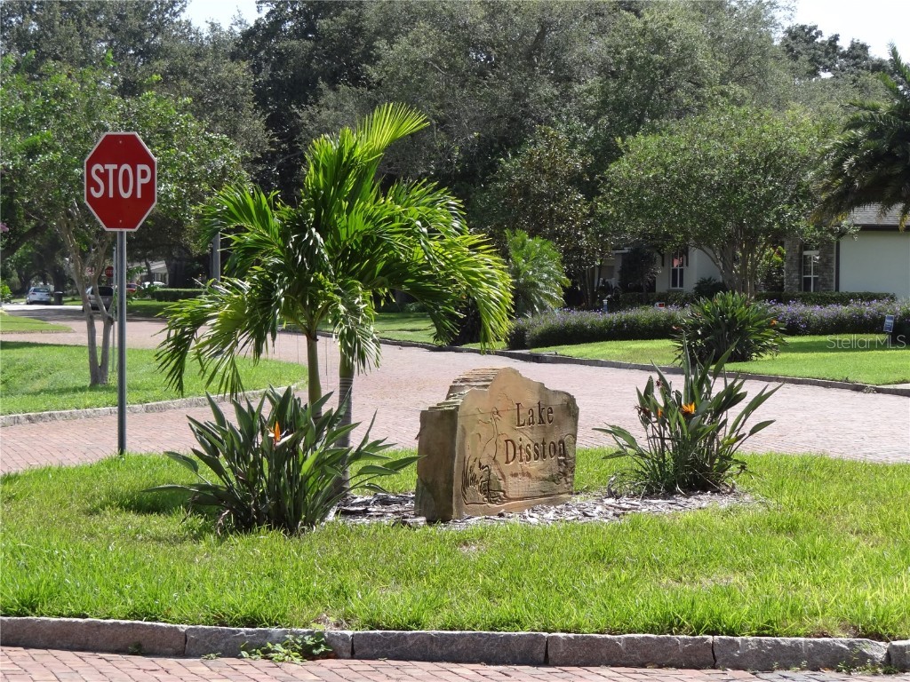 6132 Dartmouth Avenue N Saint Petersburg FL 33710 TB8442382 image5