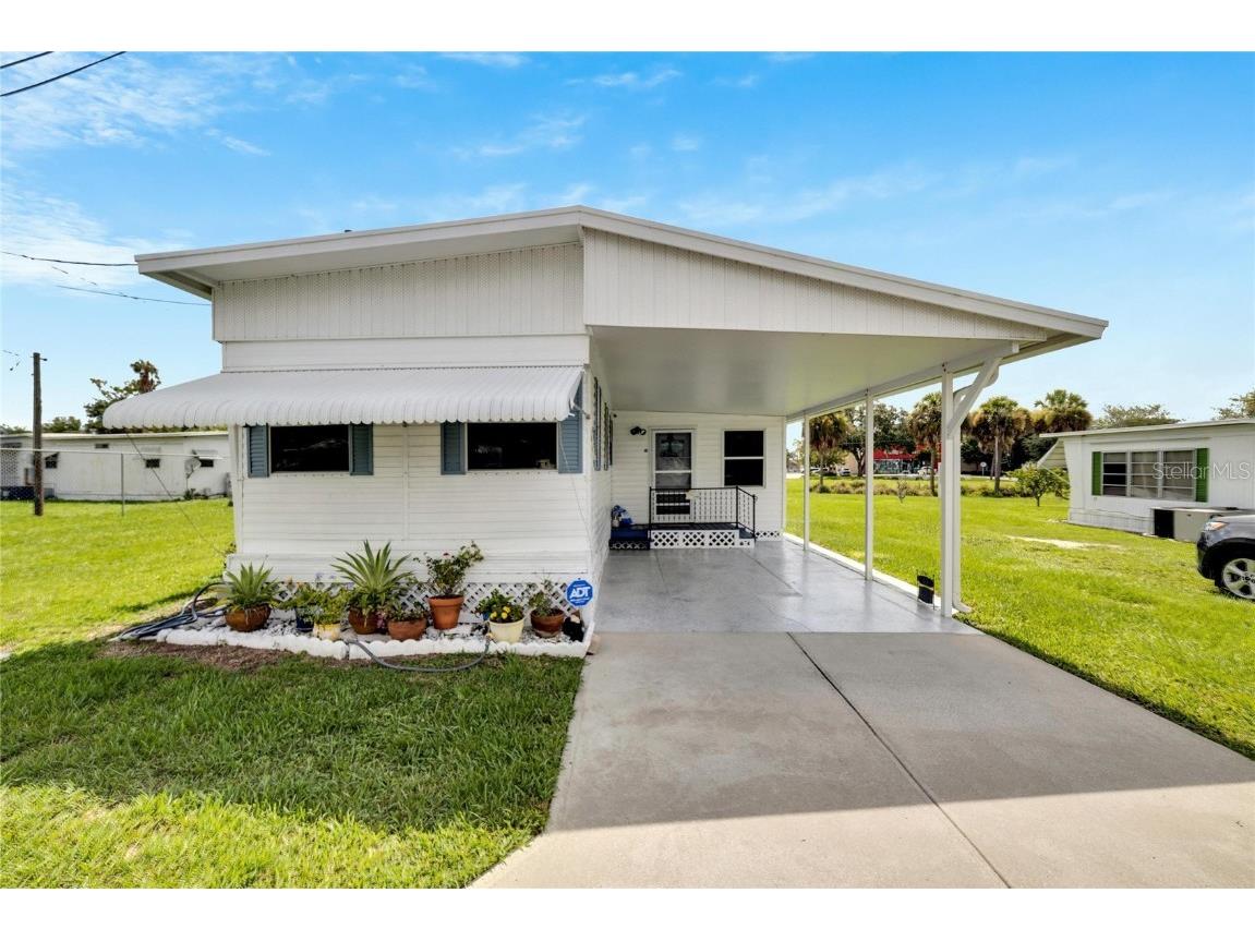 6132 Harriet Street Zephyrhills FL 33542 T3541619 image1