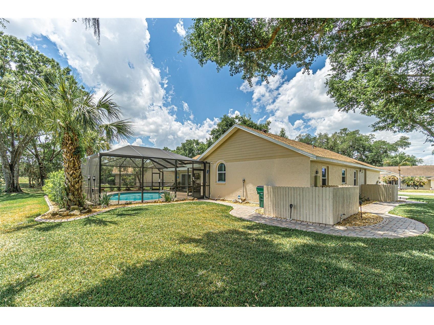 6132 Silver Oaks Drive Zephyrhills FL 33542 TB8501456 image46