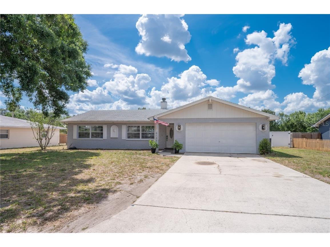 6133 Donegal E Lakeland FL 33813 L4936483 image1