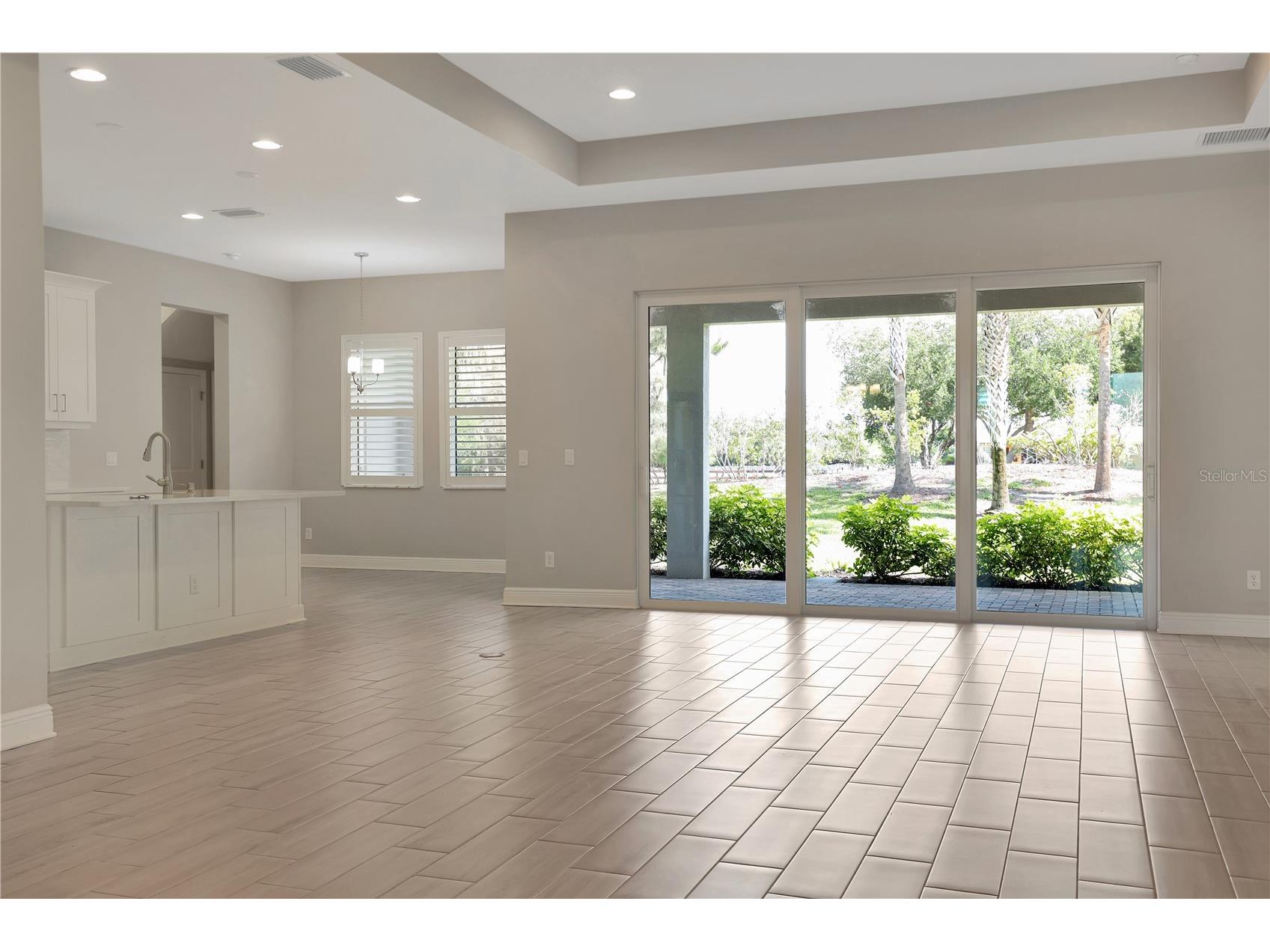 6133 Lungo Lago Drive Sarasota FL 34241 A4694281 image3