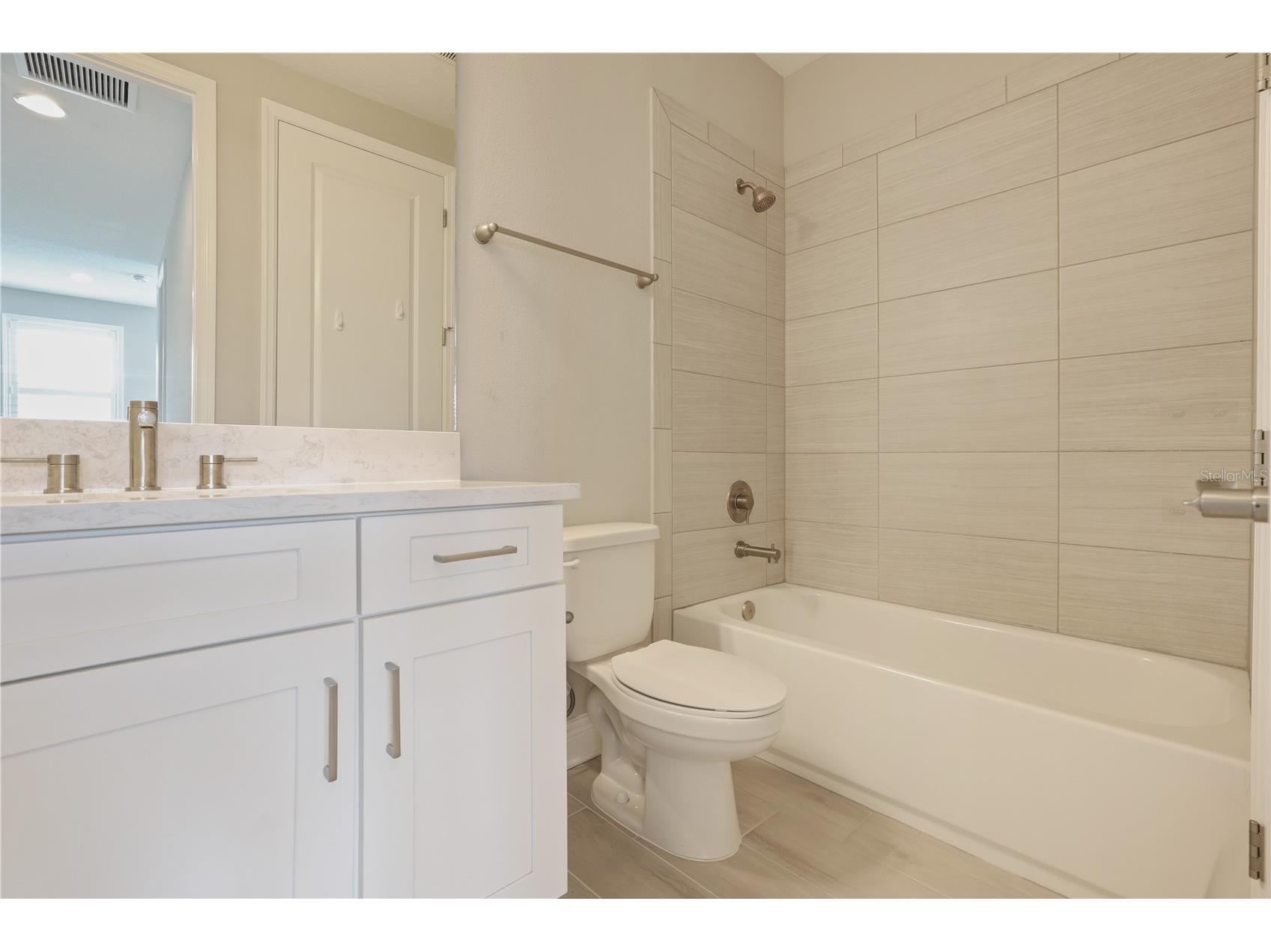 6133 Lungo Lago Drive Sarasota FL 34241 A4694281 image56