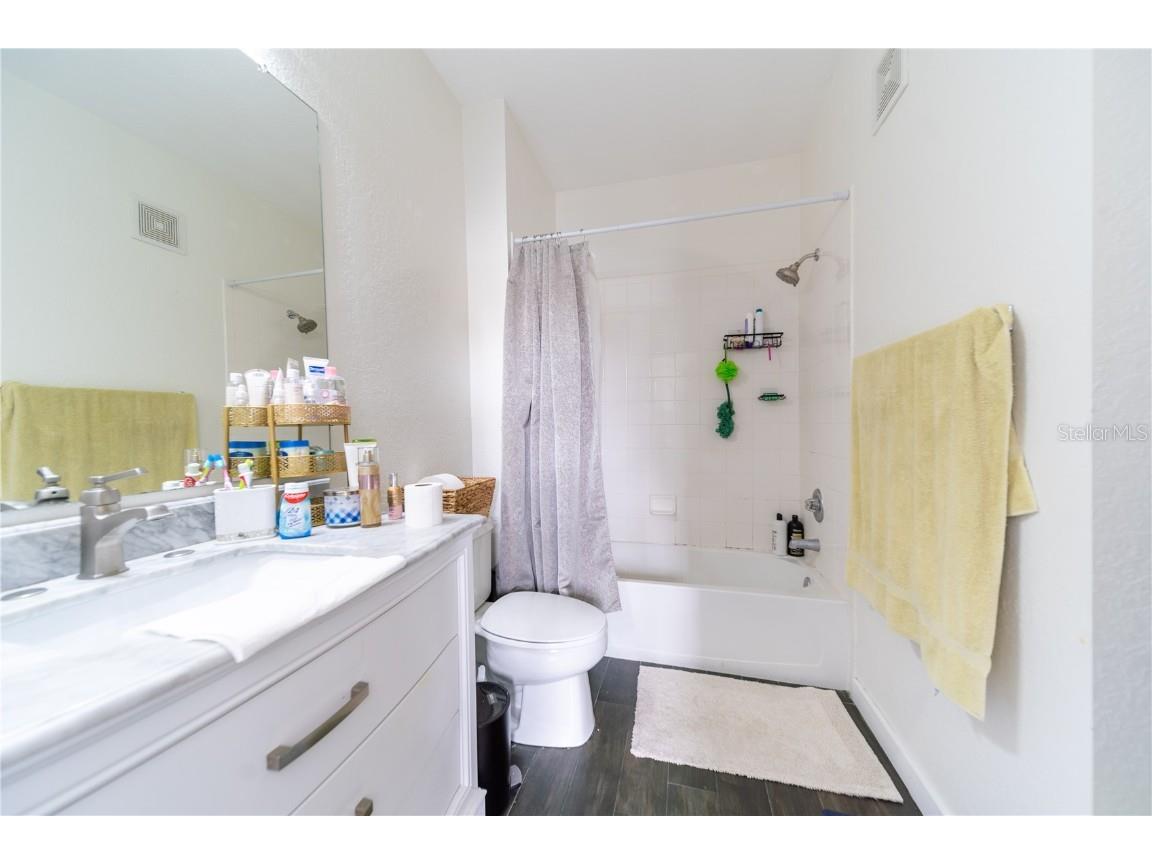 6133 Metrowest Boulevard #105 Orlando FL 32835 TB8445608 image28