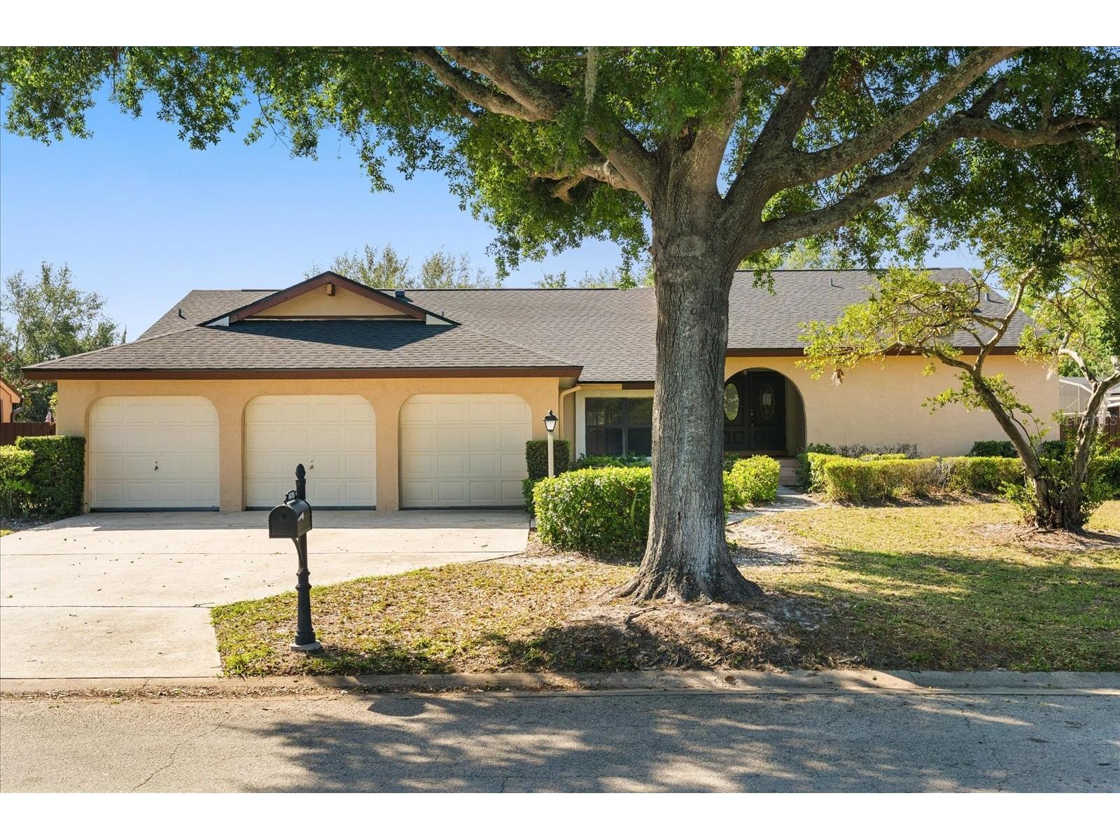 6135 Crystal View Drive Orlando FL 32819 S5151270 image1