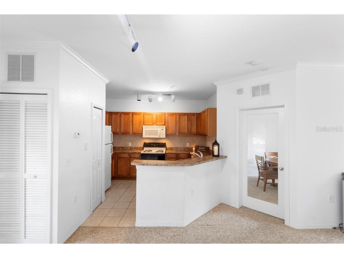 6135 Metrowest Boulevard #105 Orlando FL 32835 O6340320 image12