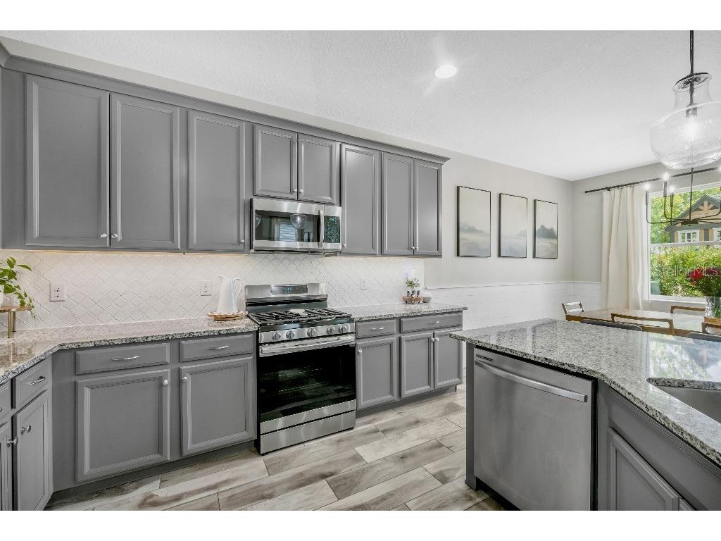 6135 Voyagers Place Apollo Beach FL 33572 TB8518189 image12
