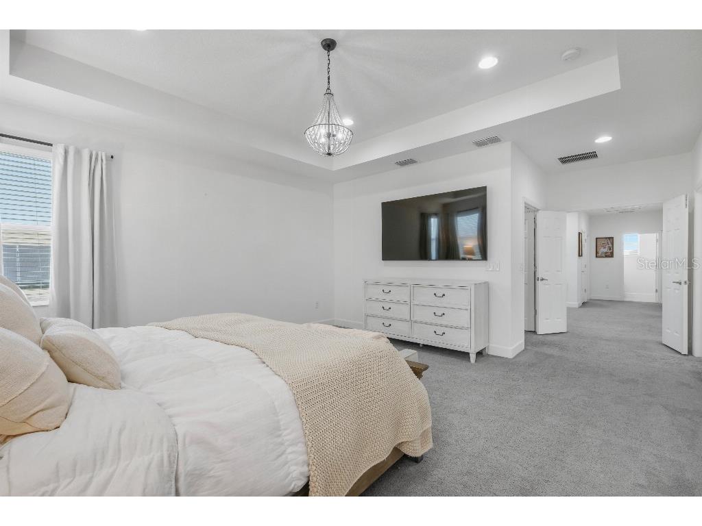 6135 Voyagers Place Apollo Beach FL 33572 TB8518189 image19