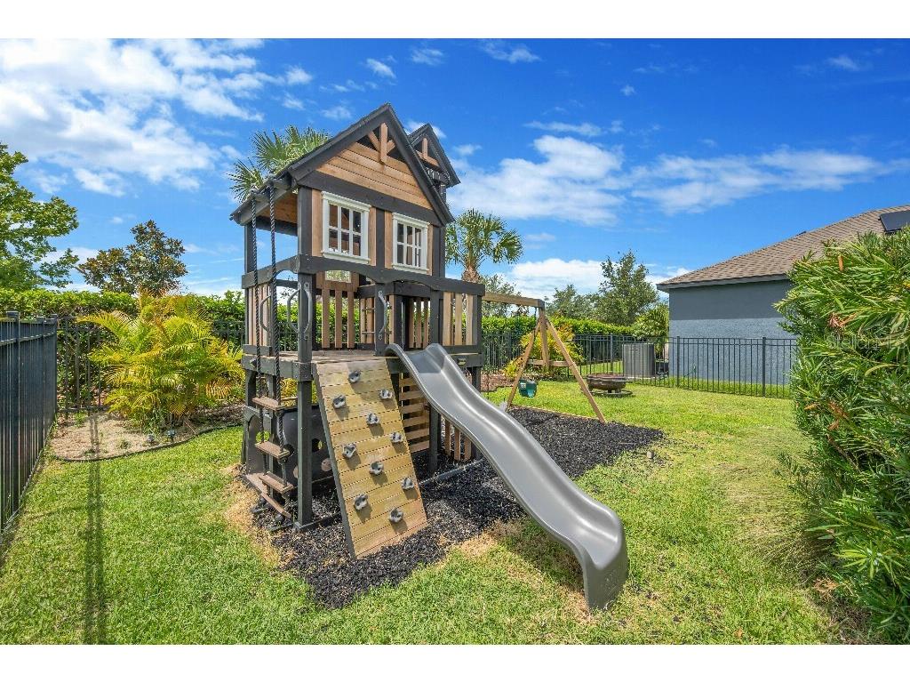 6135 Voyagers Place Apollo Beach FL 33572 TB8518189 image37