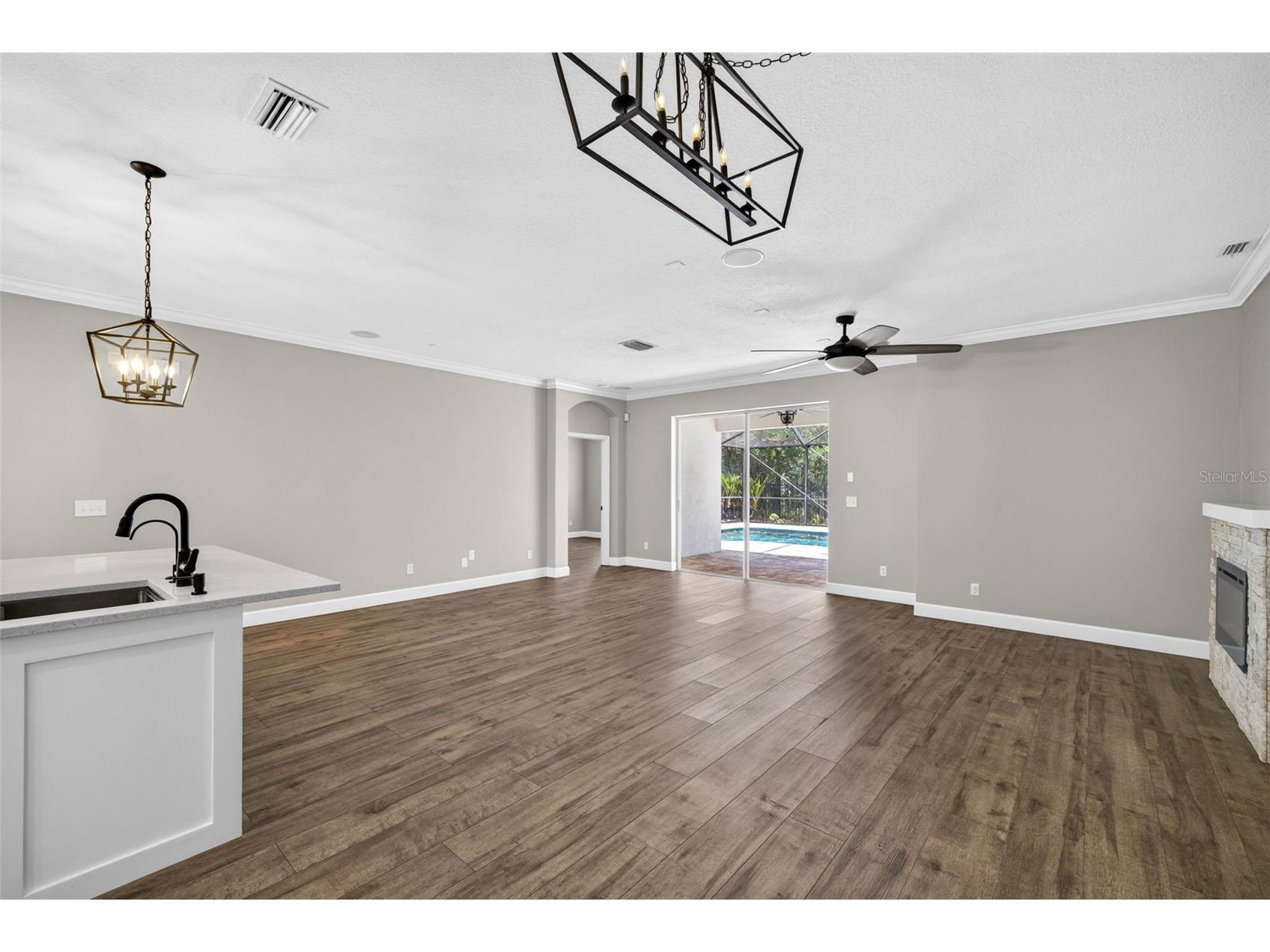6135 Whimbrelwood Drive Lithia FL 33547 TB8528075 image30