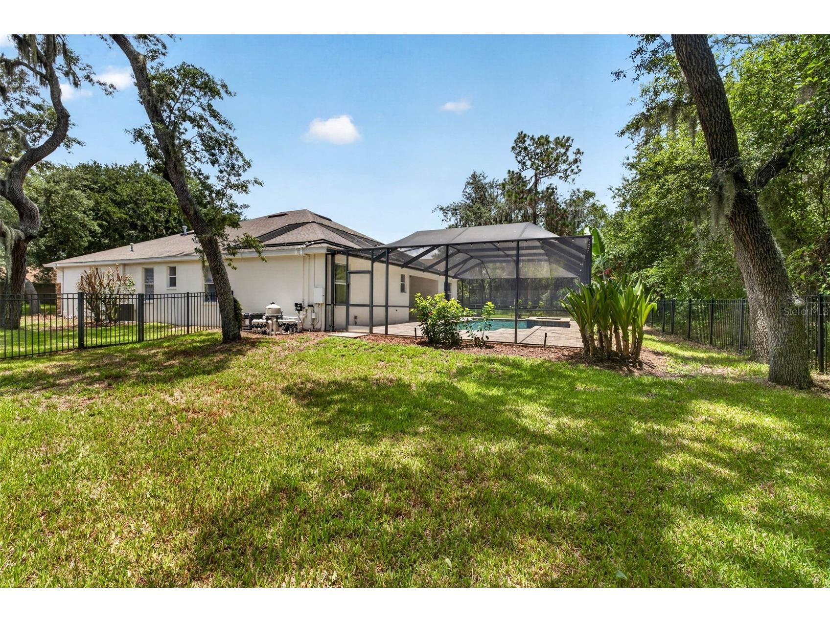 6135 Whimbrelwood Drive Lithia FL 33547 TB8528075 image65