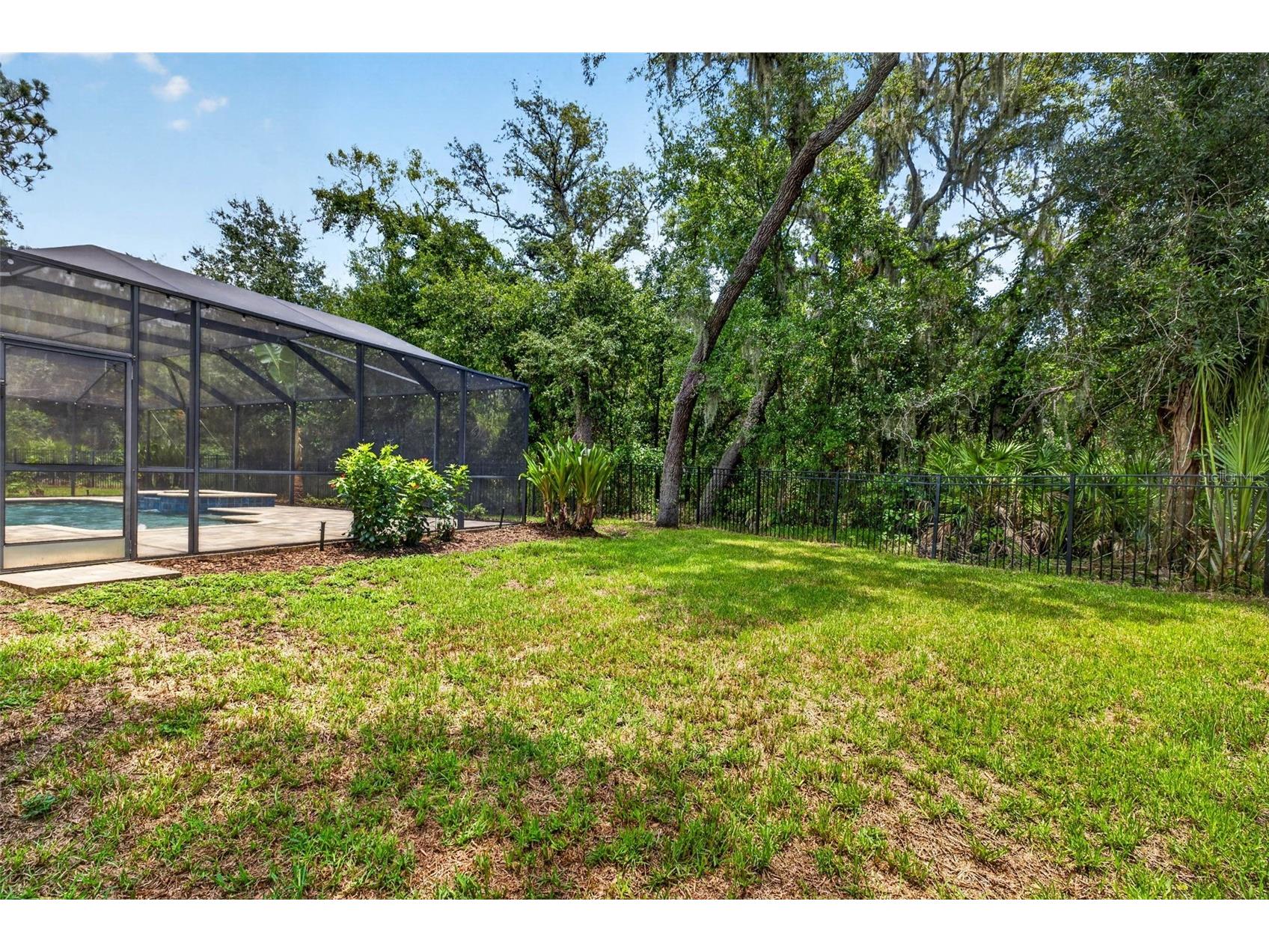 6135 Whimbrelwood Drive Lithia FL 33547 TB8528075 image68