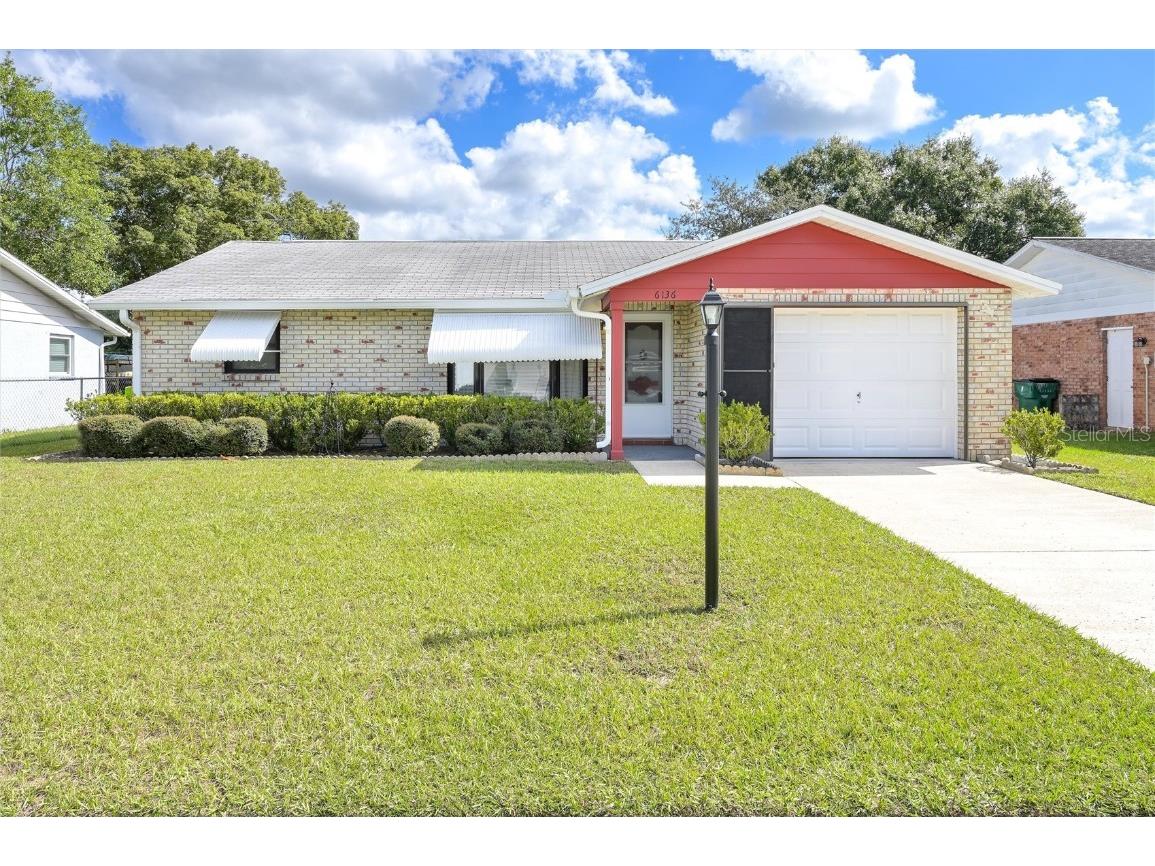 6136 18th Street Zephyrhills FL 33542 U8218706 image1