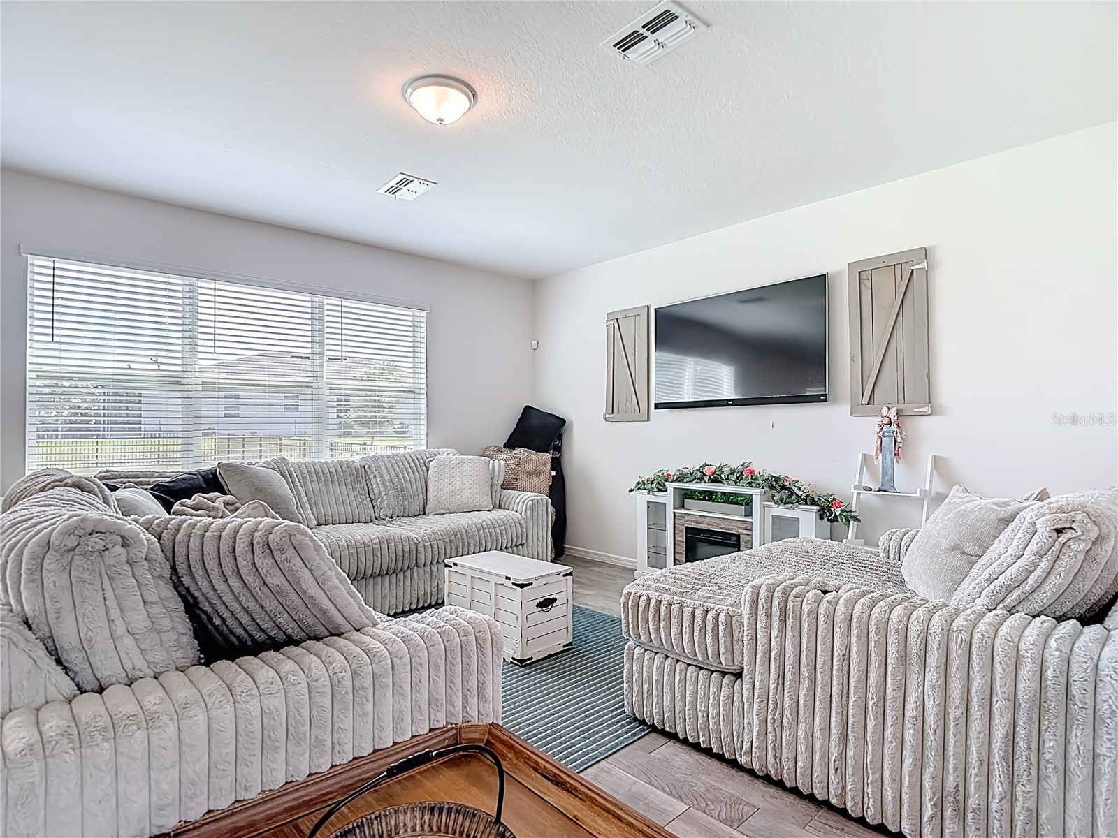 6136 Bradford Woods Drive Zephyrhills FL 33542 TB8498615 image4