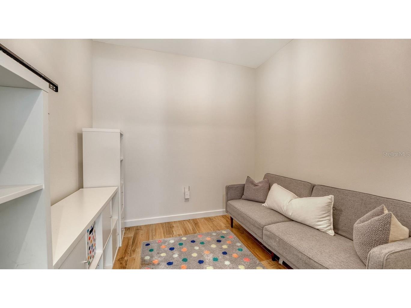 6136 Hollywood Boulevard Sarasota FL 34231 A4674886 image24