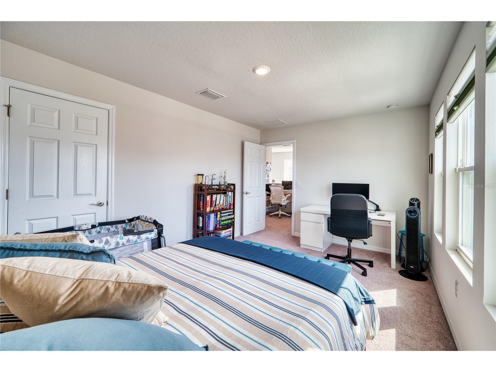 6136 Voyagers Place Apollo Beach FL 33572 A4686084 image24