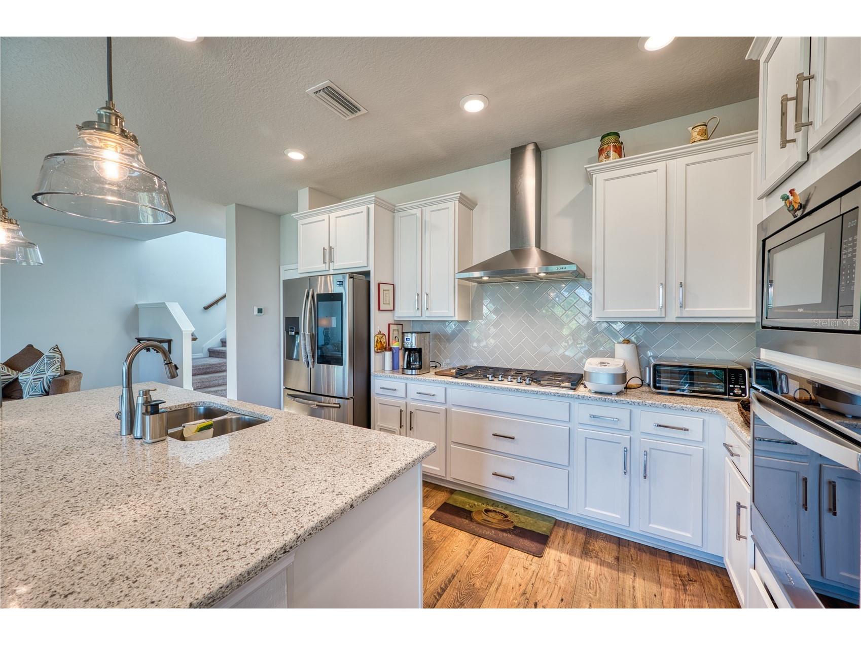 6136 Voyagers Place Apollo Beach FL 33572 A4686084 image8