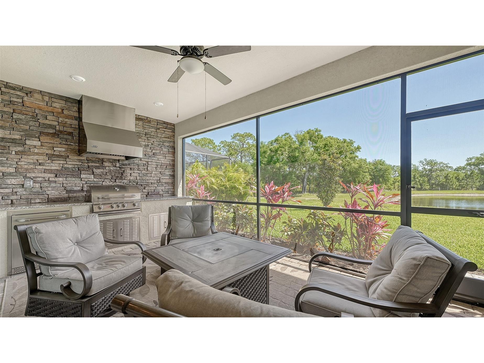 6137 Cessna Run Bradenton FL 34211 A4686484 image15