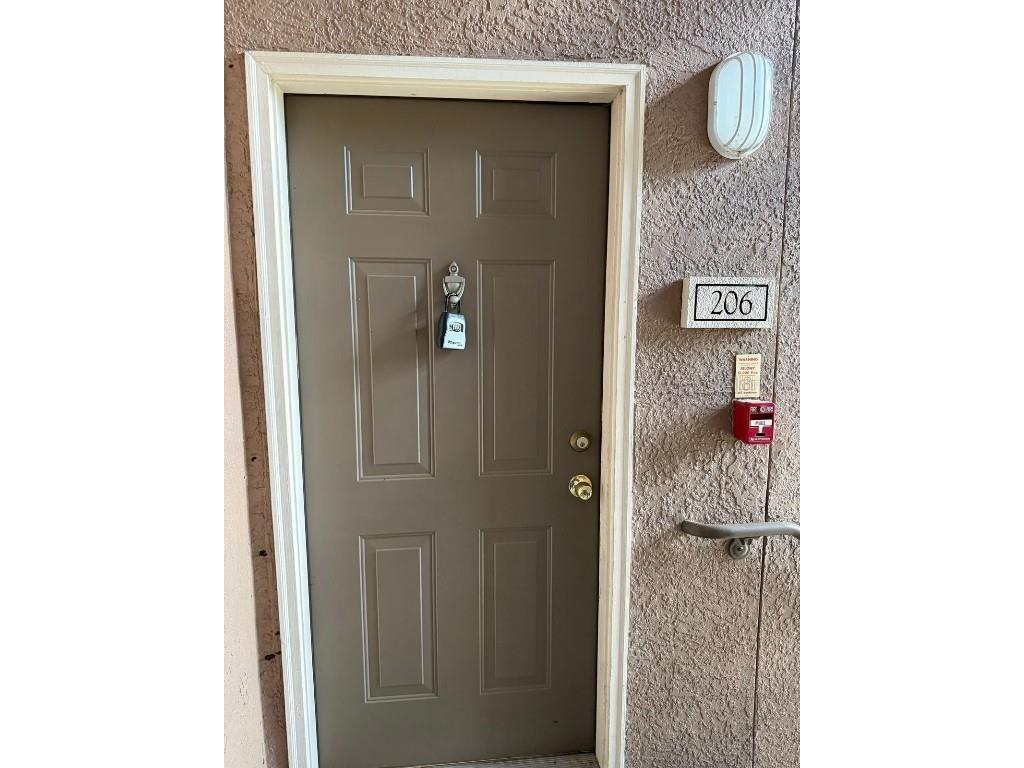 6137 Metrowest Boulevard #206 Orlando FL 32835 S5133625 image2