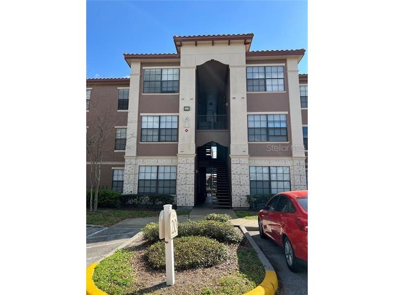 6137 Metrowest Boulevard #305 Orlando FL 32835 O6134760 image1