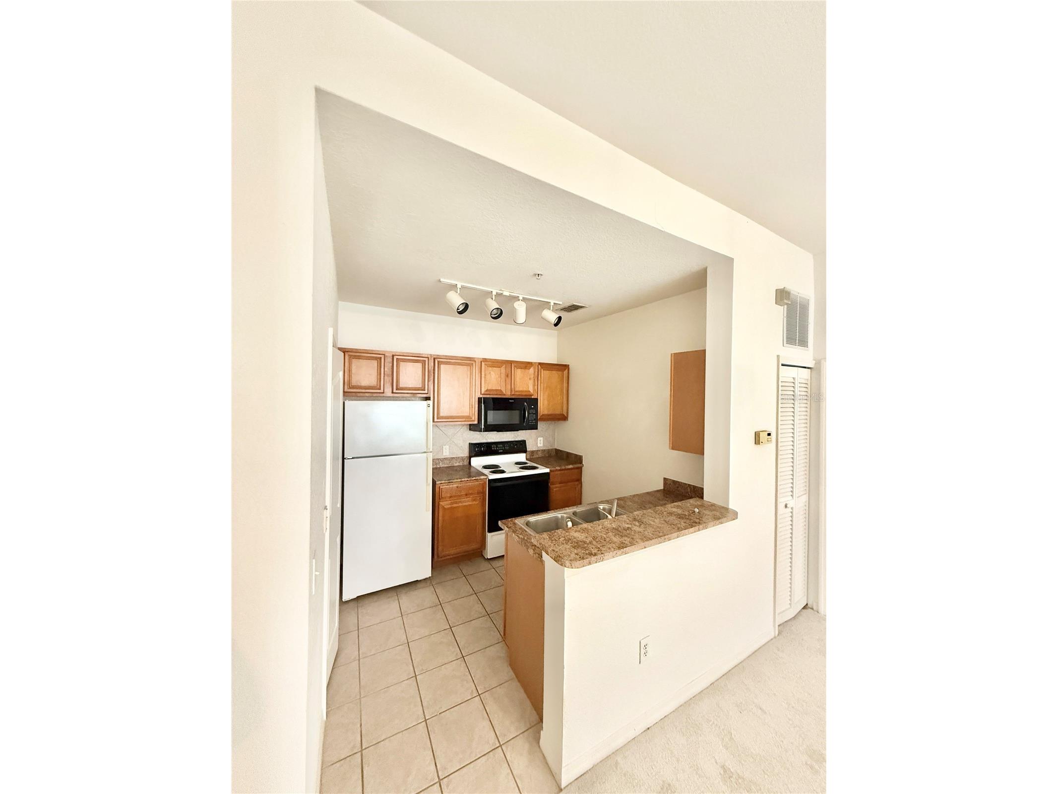 6137 Metrowest Boulevard #306 Orlando FL 32835 O6417715 image2