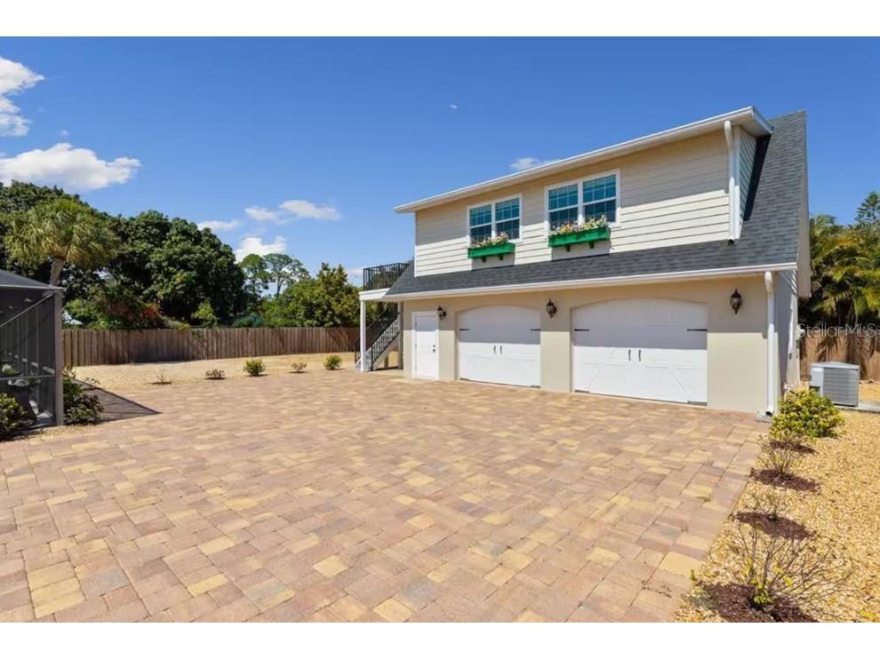 6139 Hollywood Boulevard Sarasota FL 34231 A4643790 image18