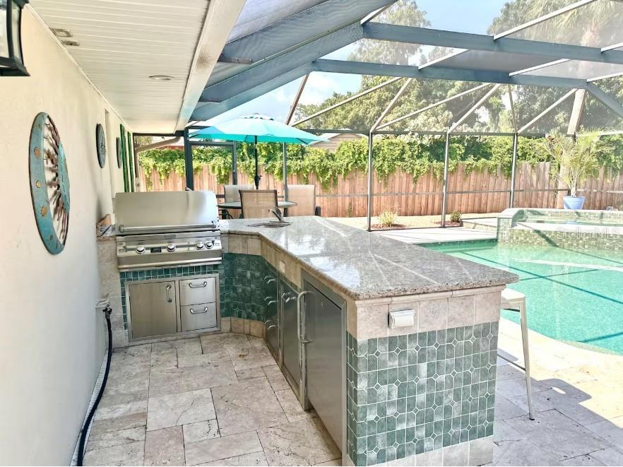 6139 Hollywood Boulevard Sarasota FL 34231 A4643790 image5