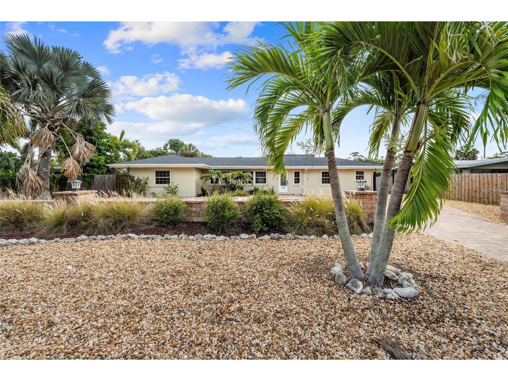 6139 Hollywood Boulevard Sarasota FL 34231 TB8512156 image2