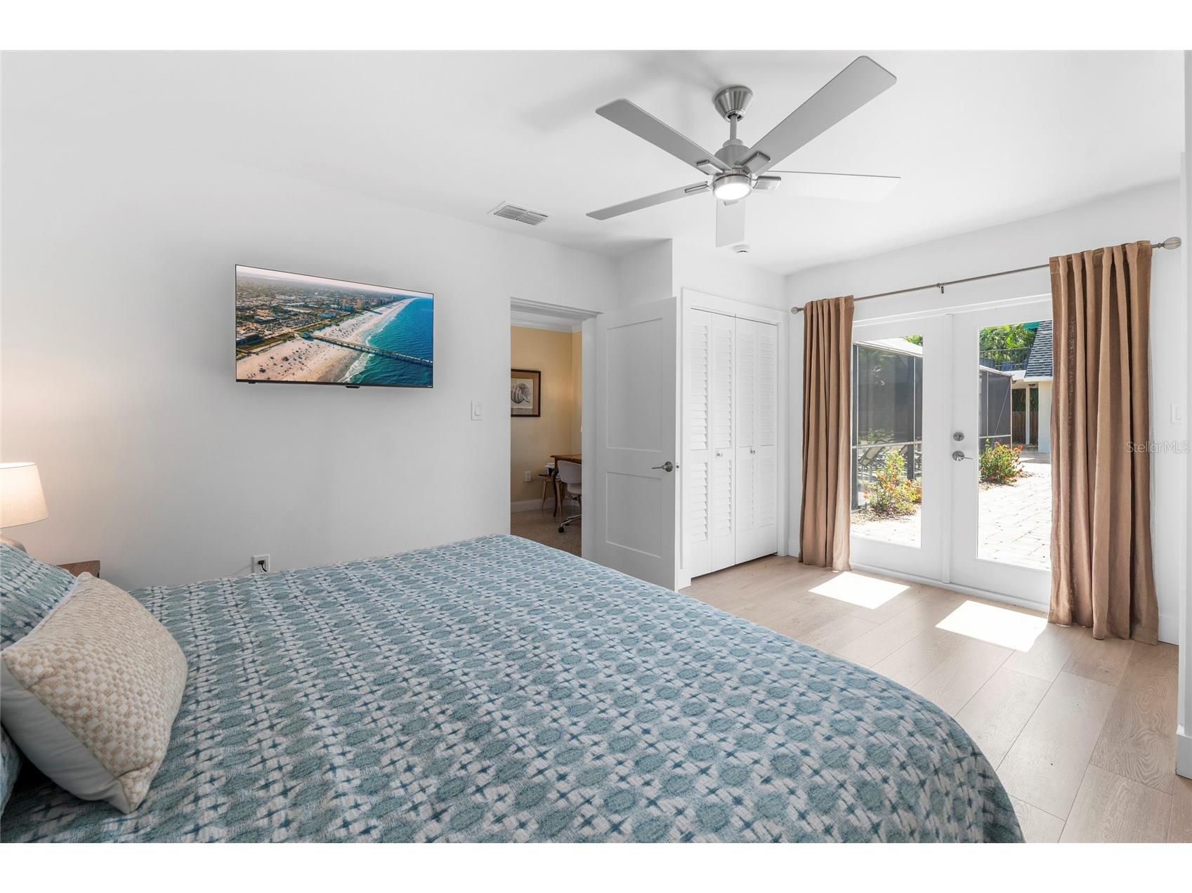 6139 Hollywood Boulevard Sarasota FL 34231 TB8512156 image24