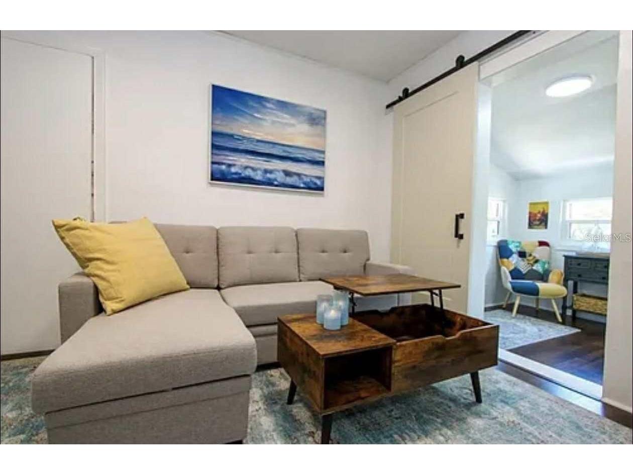 614 8th Street N Saint Petersburg FL 33701 TB8481948 image10