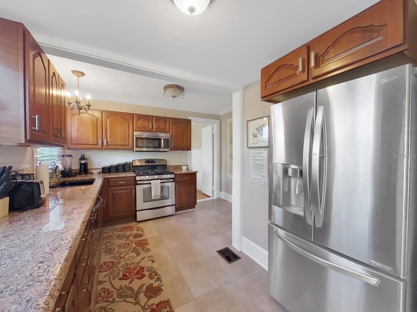 614 8th Street N Saint Petersburg FL 33701 TB8481948 image8