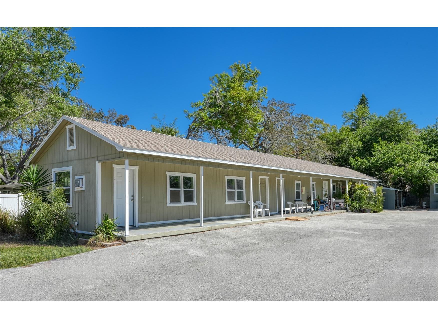 614 Beverly Avenue Largo FL 33770 O6392806 image3