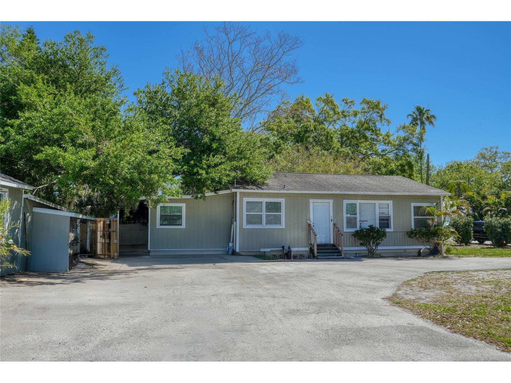614 Beverly Avenue Largo FL 33770 O6392806 image4
