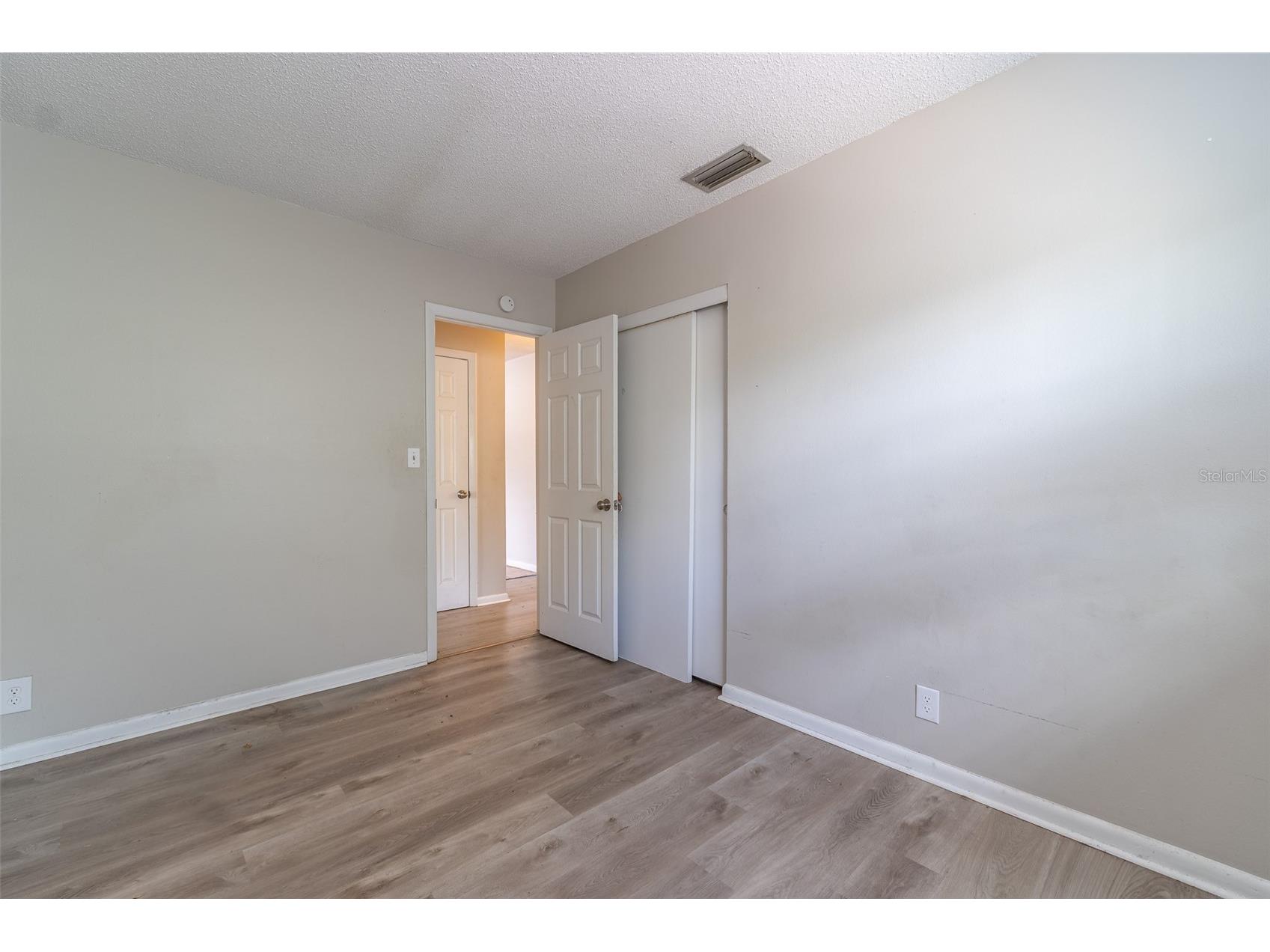 614 E Wheeler Road Seffner FL 33584 TB8511478 image11