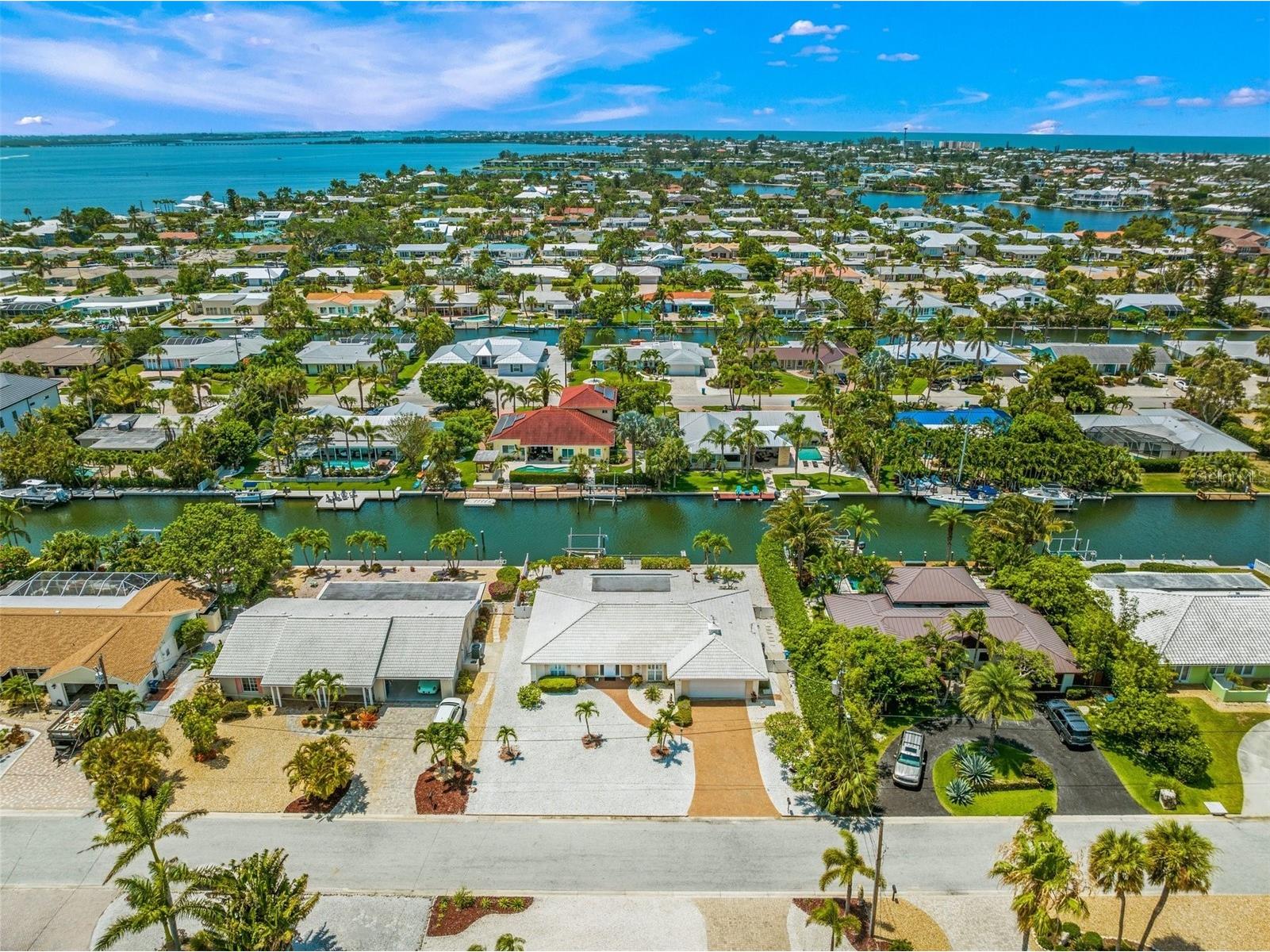 614 Gladstone Lane Holmes Beach FL 34217 - BIMINI BAY A4679247 image11