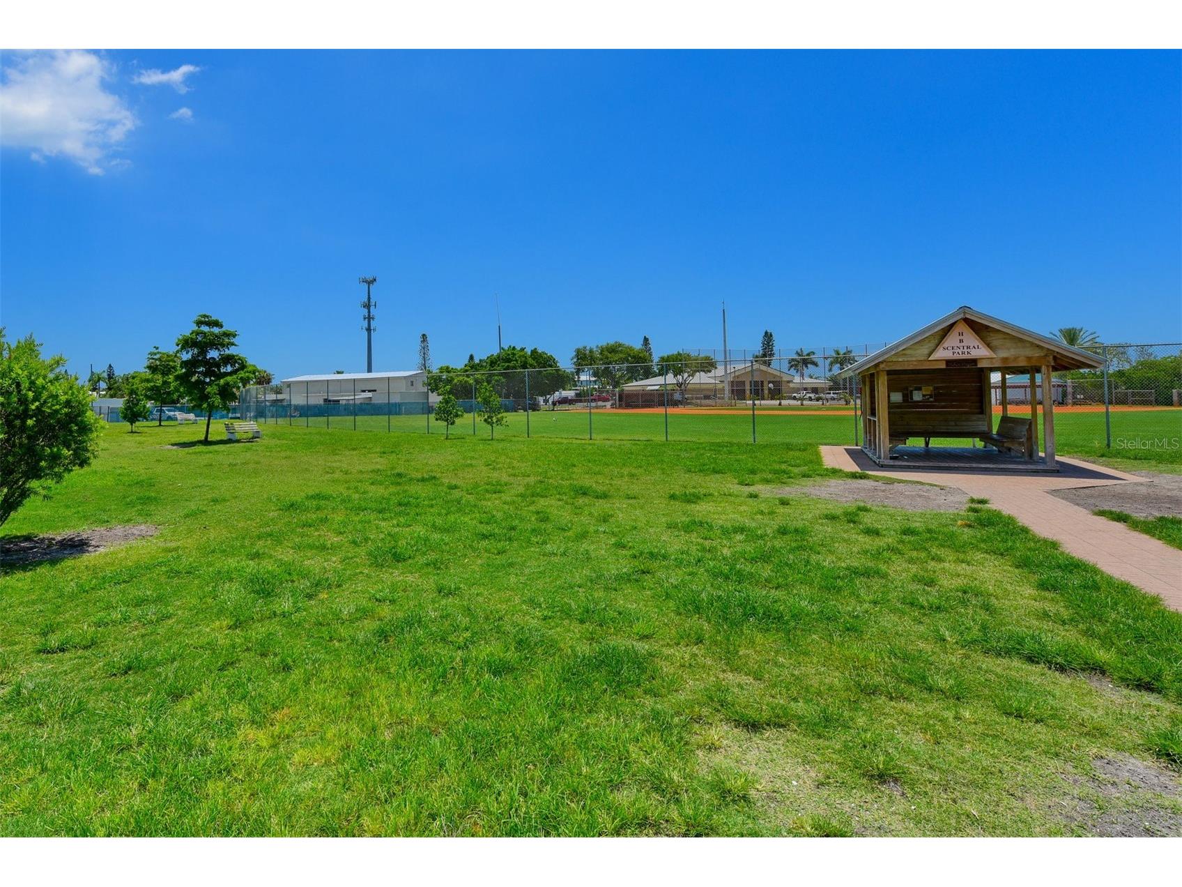 614 Gladstone Lane Holmes Beach FL 34217 - BIMINI BAY A4679247 image55