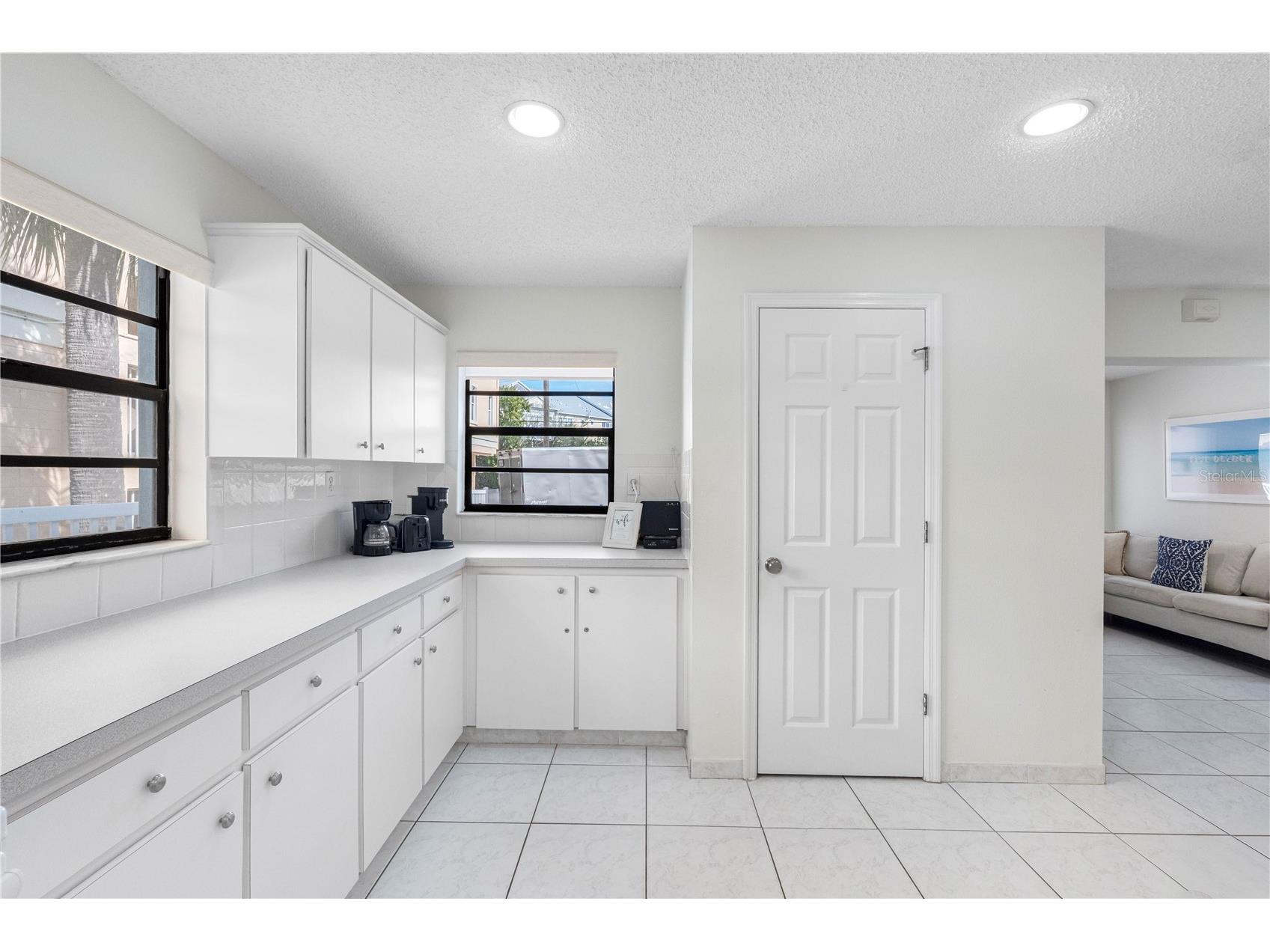 614 Gulf Boulevard #9 Indian Rocks Beach FL 33785 TB8507122 image18