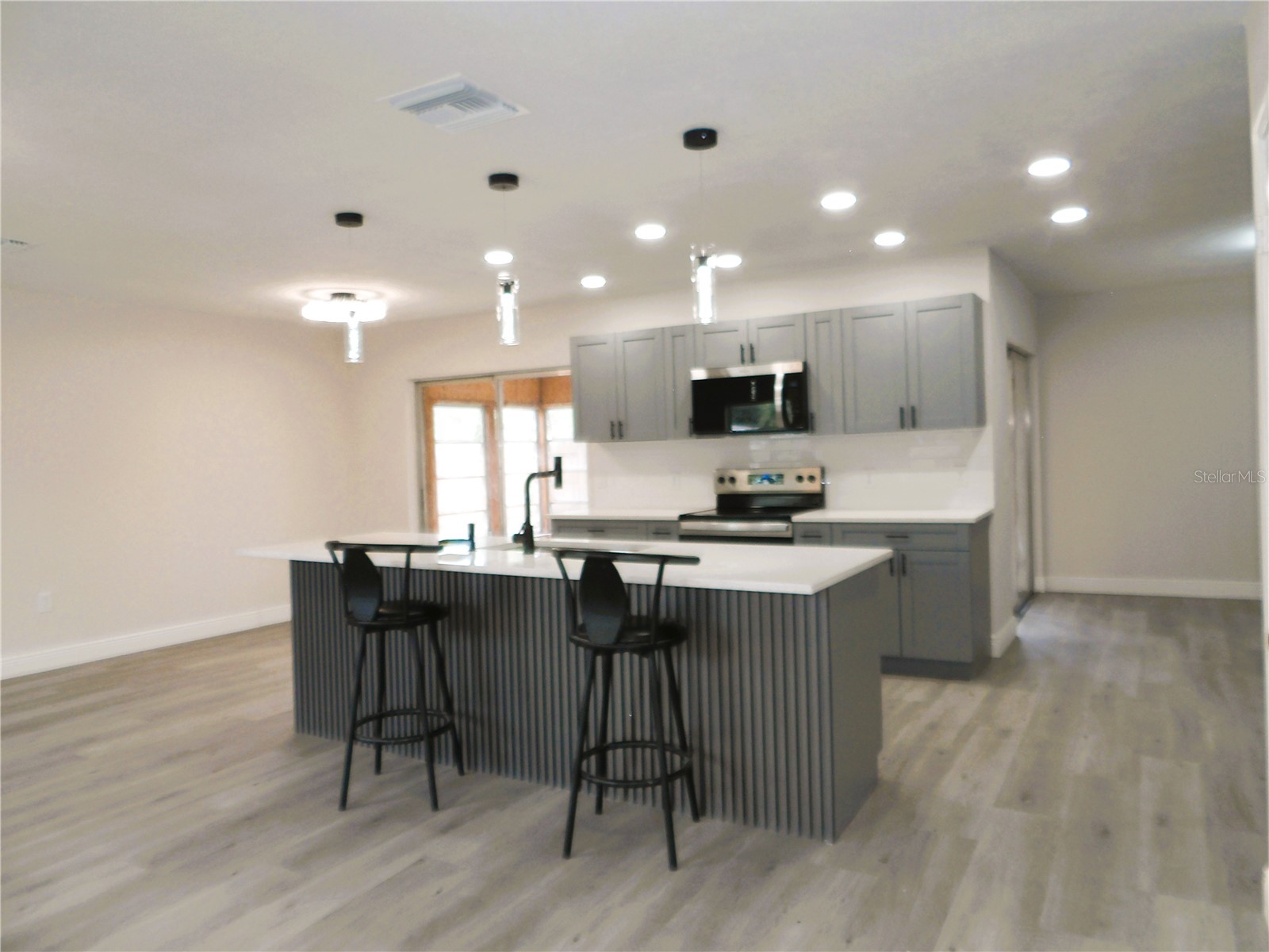 614 Huntington Street Brandon FL 33511 TB8502825 image2