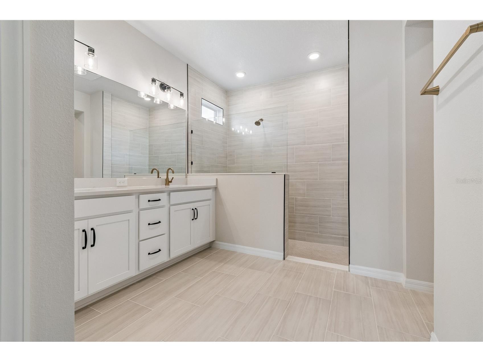 614 Kingswood Court Bradenton FL 34212 TB8477173 image8