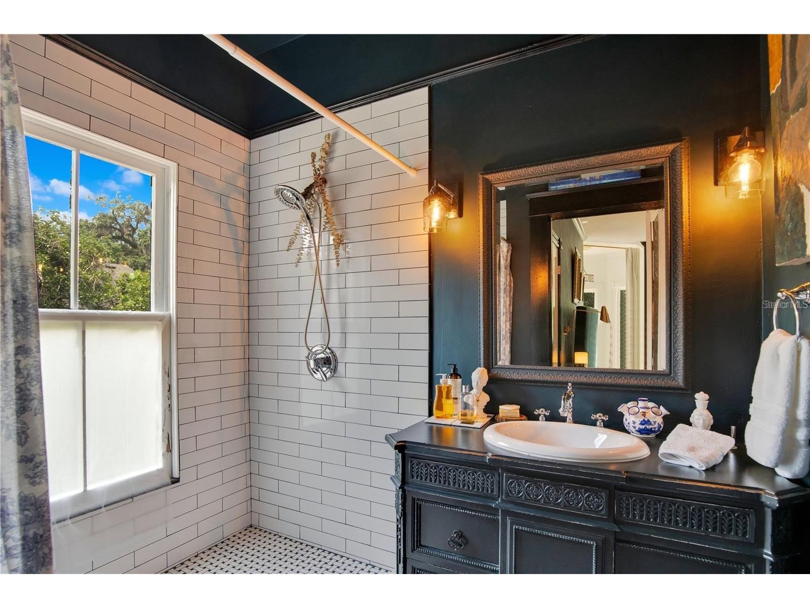 614 Lake Avenue Orlando FL 32801 O6384827 image56