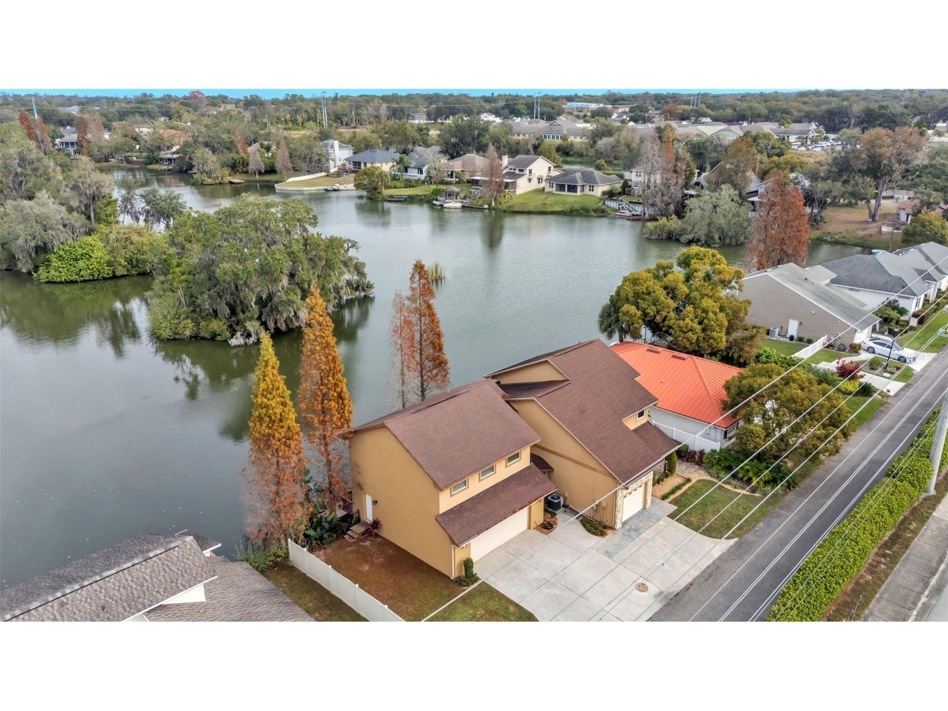 614 Mountain Lake Place Lakeland FL 33813 L4958601 image1