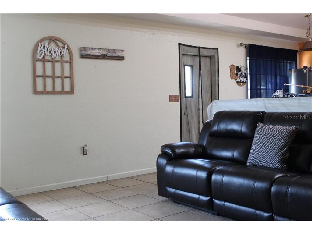 614 N Florida Avenue Wauchula FL 33873 P4935981 image3