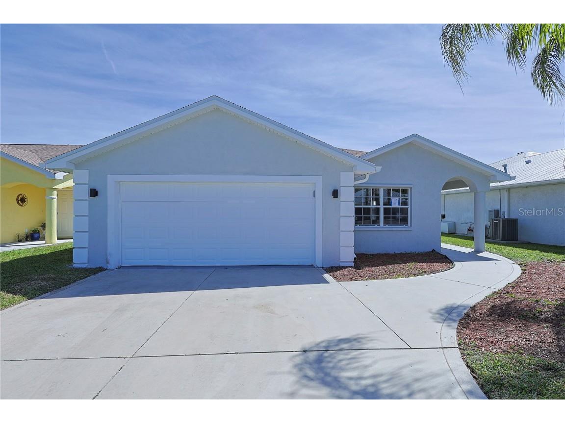 614 SE 25th Street Okeechobee FL 34974 O6293806 image1