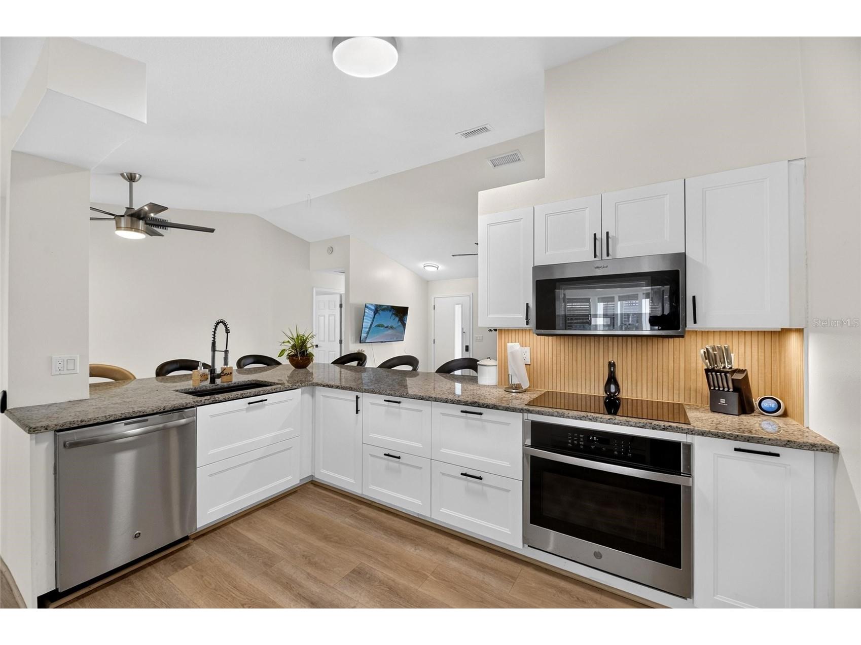 614 Stillview Circle Brandon FL 33510 TB8528316 image16