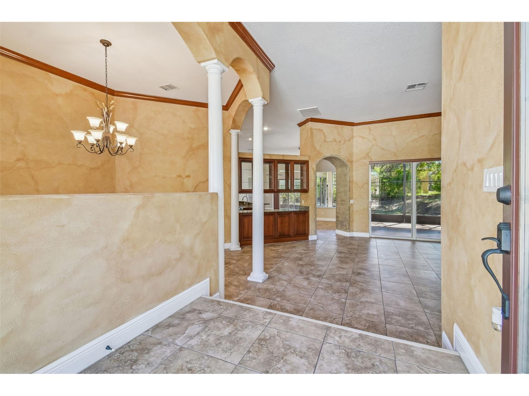 614 Vintage Way Brandon FL 33511 TB8480986 image6