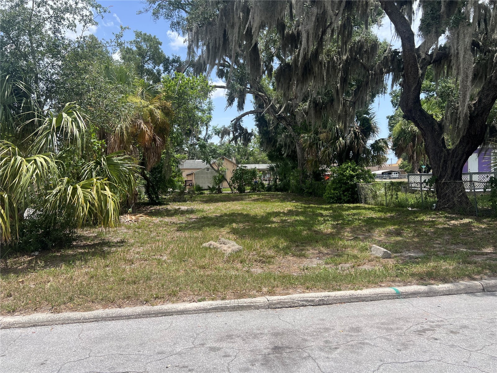 614 W 4th Street Lakeland FL 33805 TB8528947 image1