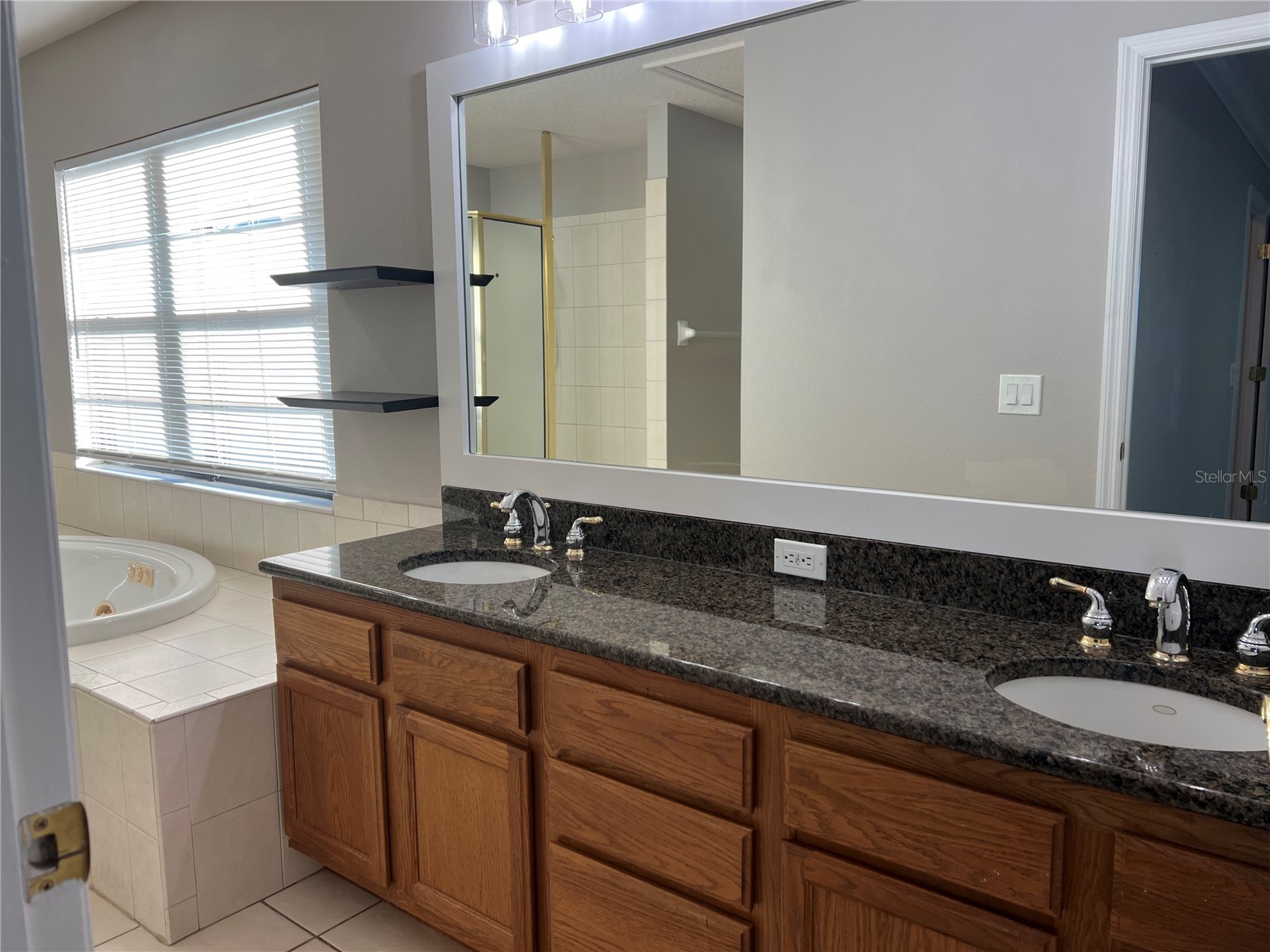 614 Yardarm Drive #7 Apollo Beach FL 33572 TB8467233 image11