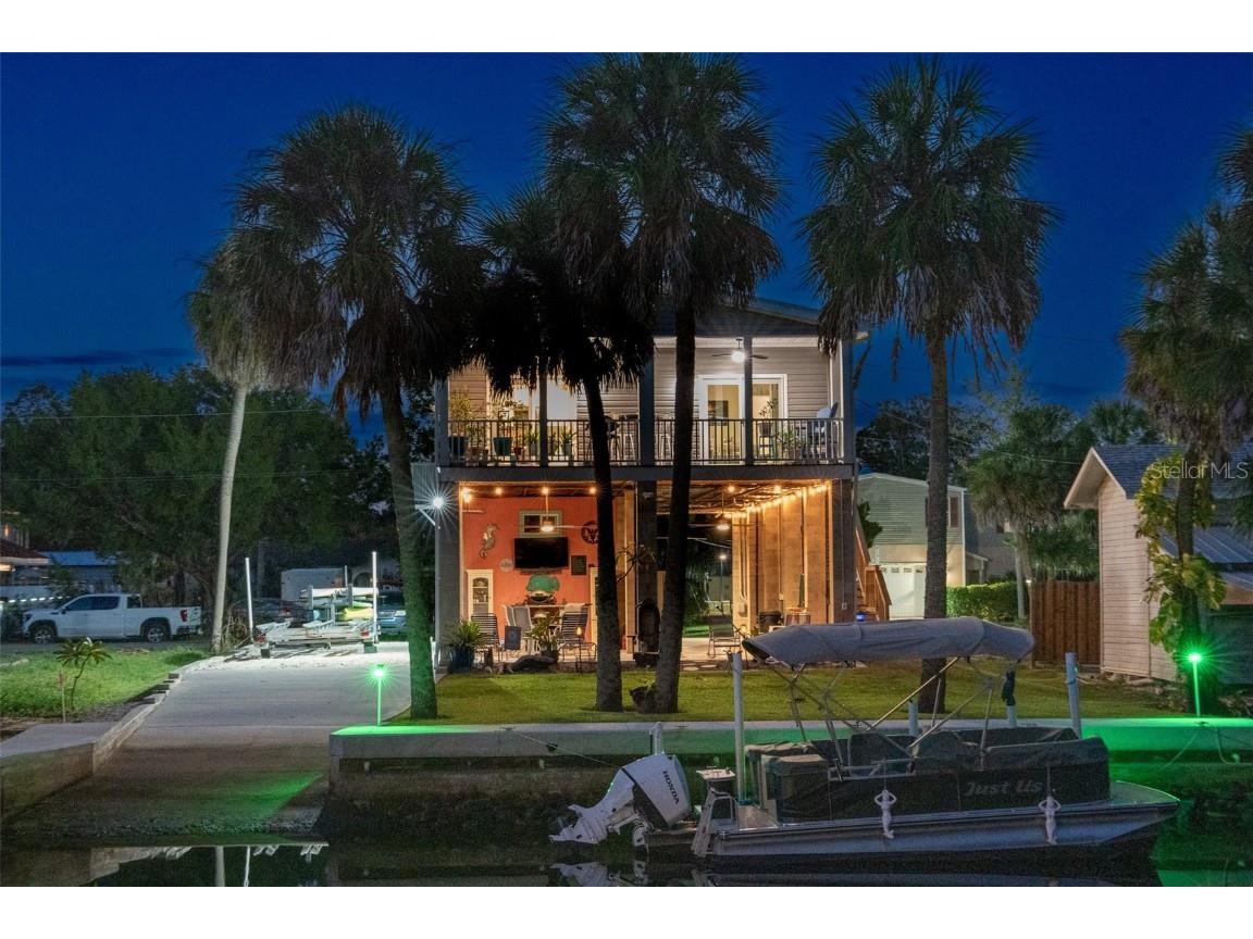 6140 Island Drive Weeki Wachee FL 34607 W7879954 image1